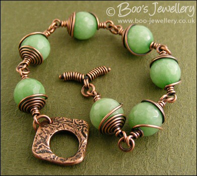 Soft green jade and copper bracelet with square toggle
