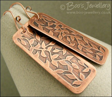 Delicate leaf tendril pattern etched copper earrings