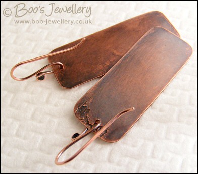 Delicate leaf tendril pattern etched copper earrings