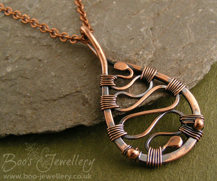 Teardrop loop copper pendant wire wrapped with squiggles