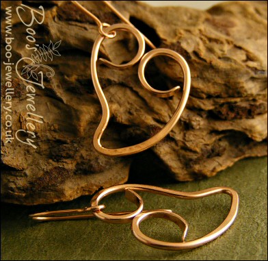 Polished hammered bronze curly heart earrings - made to order