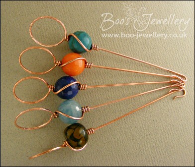 Bracelet Fastening Friend - tool to help you put on bracelets on your own
