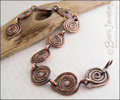 Hammered copper spiral link bracelet - made to order