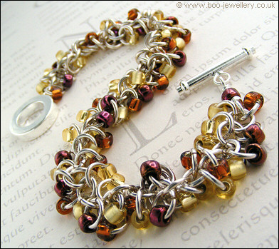 Shaggy Loops beaded bracelet in amber tones