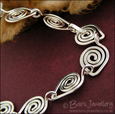 Leaf spiral links bracelet in Sterling silver - made to order