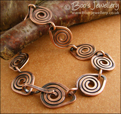 Antiqued, hammered copper spiral link bracelet - made to order