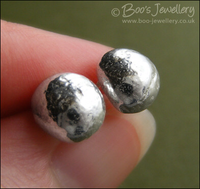 Solid Sterling silver pebble post earrings