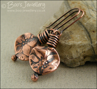 Antiqued copper flower textured button bead earrings