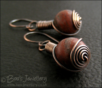 Red flower marble and rosebud knot earrings