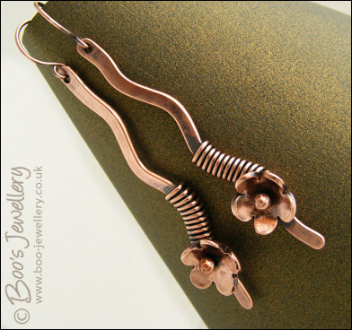 Wire wrapped squiggle and flower earrings