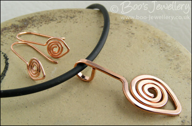 Leaf spiral hammered copper pendant and matching earrings - made to order