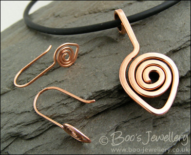 Leaf spiral hammered copper pendant and matching earrings - made to order
