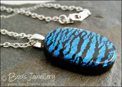 Faux dichroic style pendant in polymer clay - electric blue