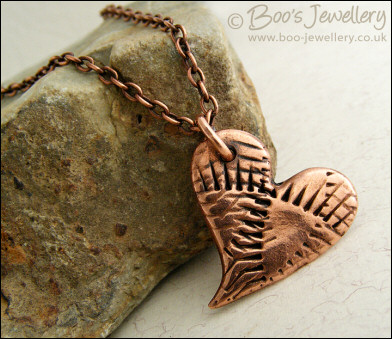 Antiqued copper curly textured heart pendant necklace