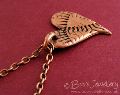 Antiqued copper curly textured heart pendant necklace