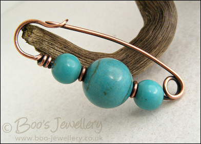 Chalk turquoise and copper kilt pin brooch